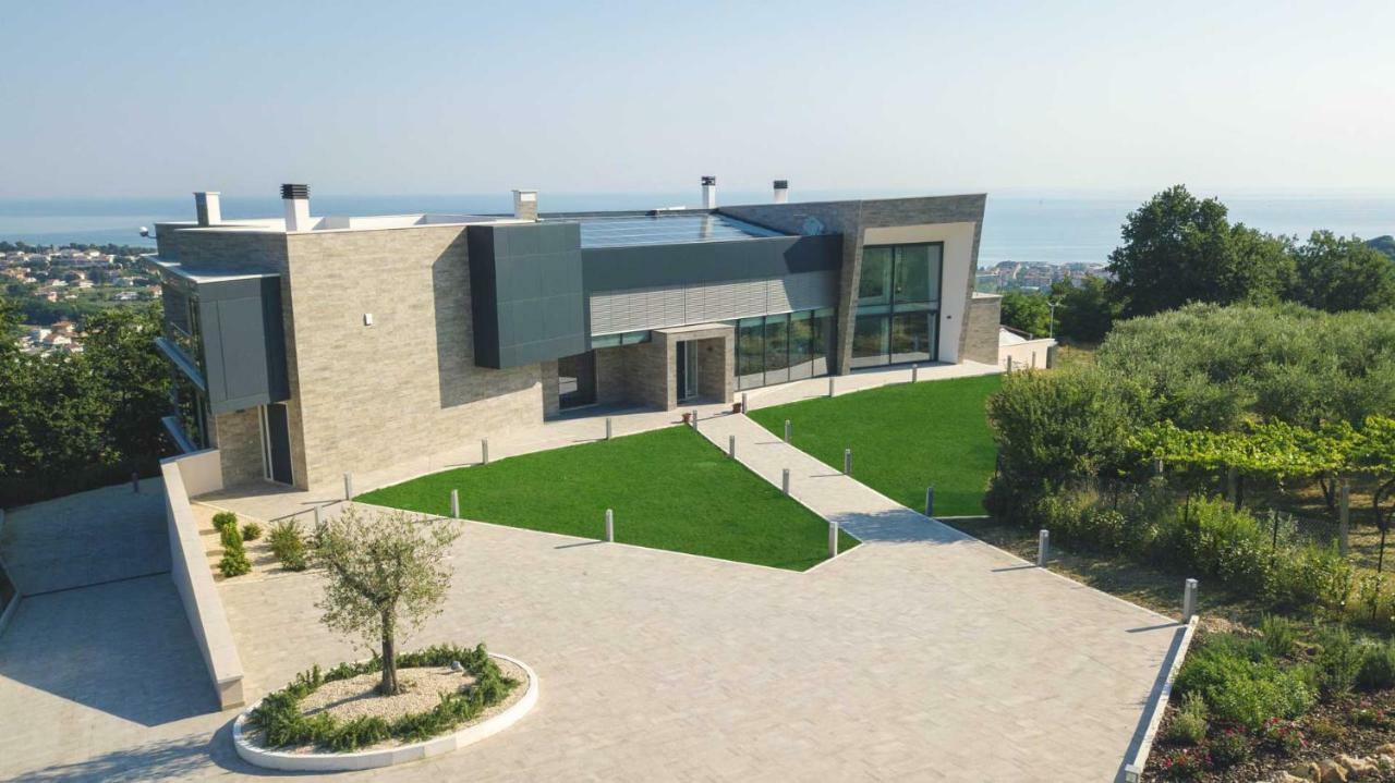 Villa Verna Agriresort Francavilla Al Mare Exterior photo